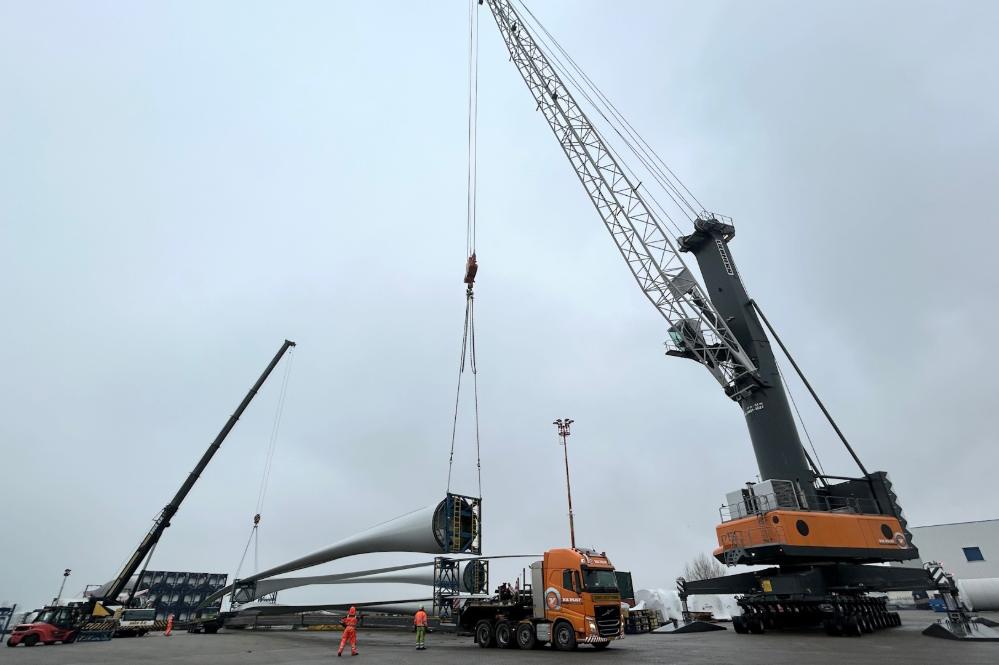 An integral Tower Project