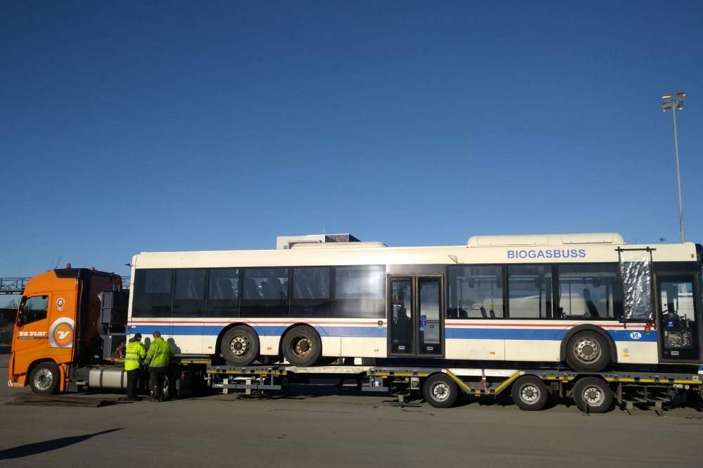 Power to transport buses